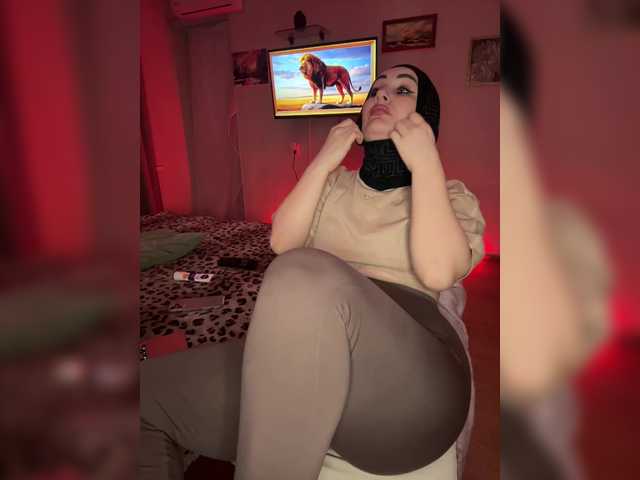 Plennica's BongaCams show and profile