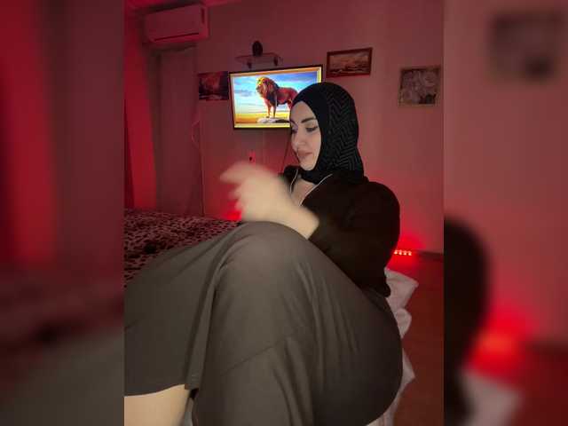 Plennica's BongaCams show and profile