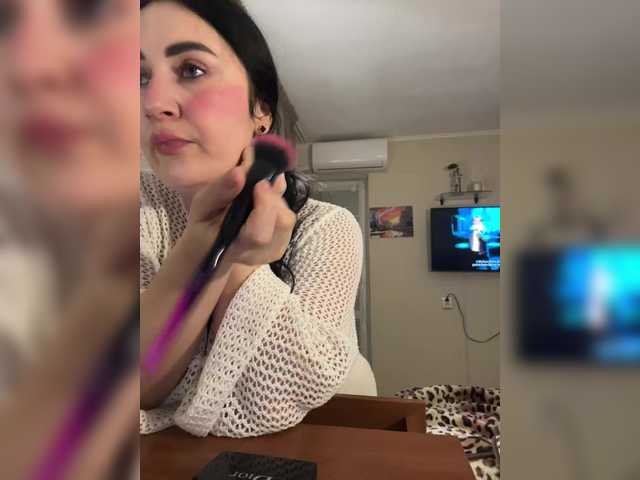 Plennica's BongaCams show and profile