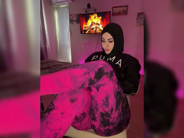 Plennica's BongaCams show and profile