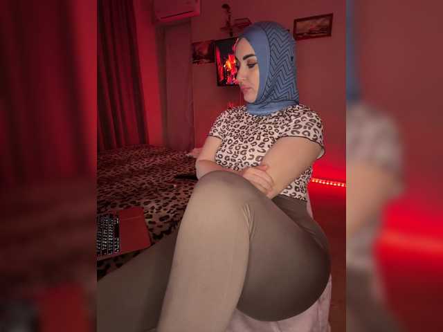 Plennica's BongaCams show and profile