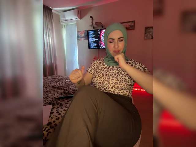 Plennica's BongaCams show and profile