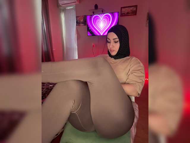 Plennica's BongaCams show and profile