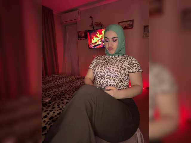 Plennica's BongaCams show and profile