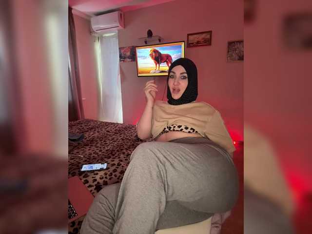 Plennica's BongaCams show and profile