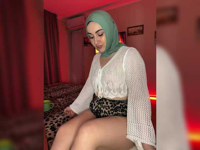 Plennica's BongaCams show and profile