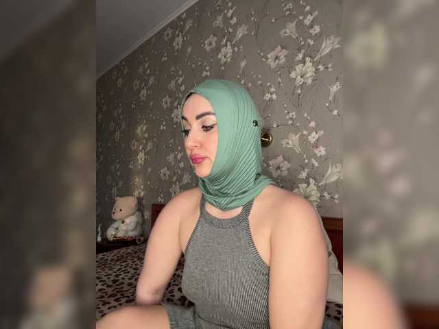 Plennica's BongaCams show and profile