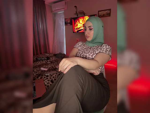 Plennica's BongaCams show and profile