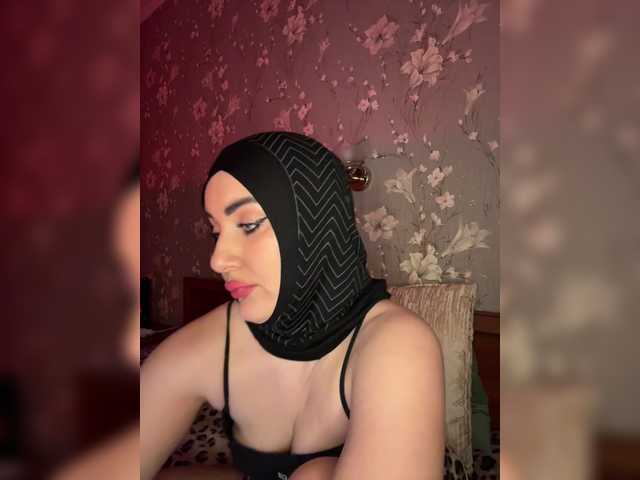 Plennica's BongaCams show and profile