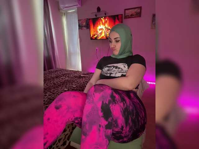 Plennica's BongaCams show and profile