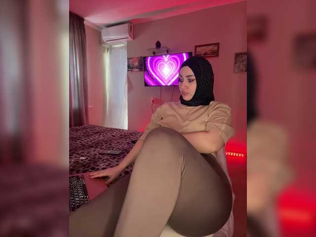 Plennica's BongaCams show and profile