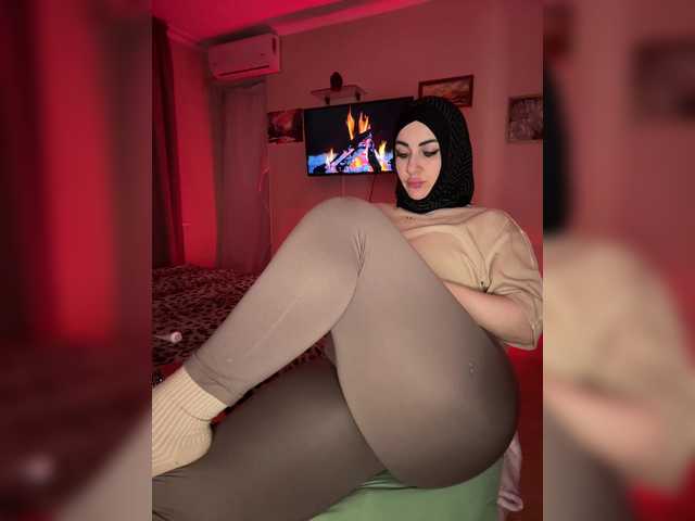 Plennica's BongaCams show and profile