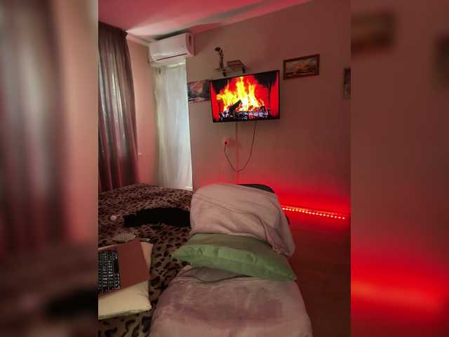 Plennica's BongaCams show and profile