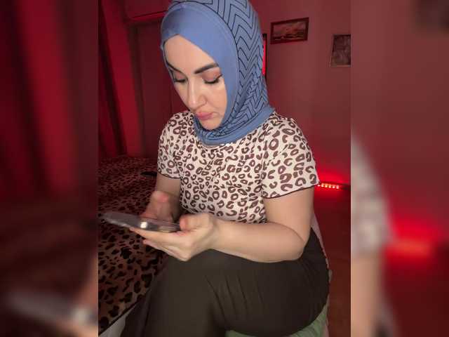 Plennica's BongaCams show and profile