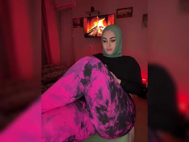 Plennica's BongaCams show and profile