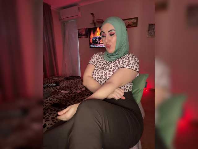 Plennica's BongaCams show and profile