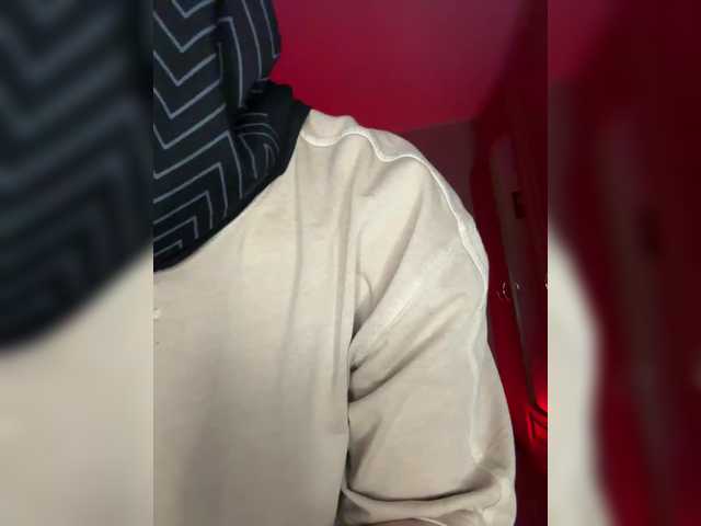 Plennica's BongaCams show and profile