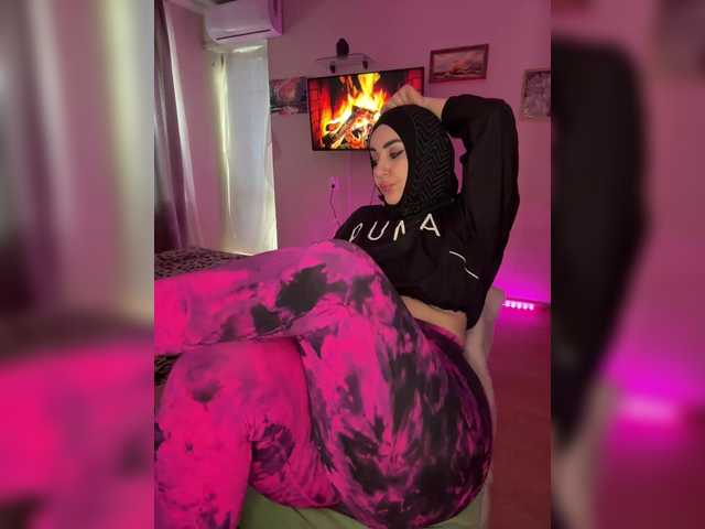 Plennica's BongaCams show and profile