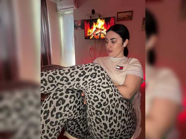 Plennica's BongaCams show and profile