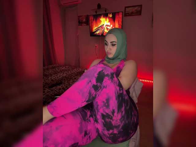 Plennica's BongaCams show and profile