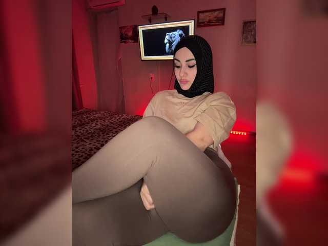 Plennica's BongaCams show and profile