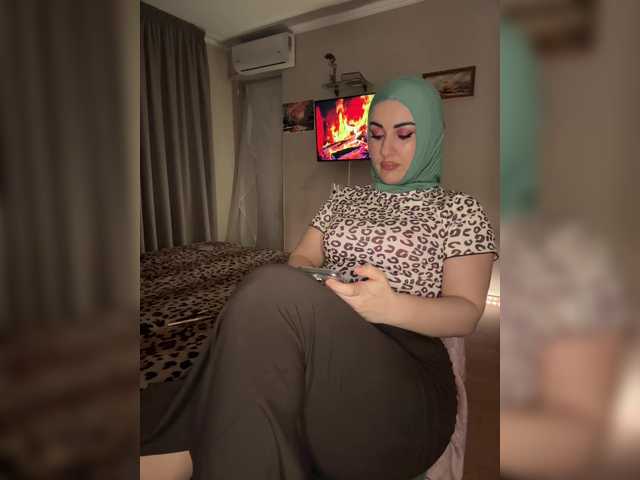 Plennica's BongaCams show and profile