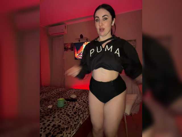 Plennica's BongaCams show and profile