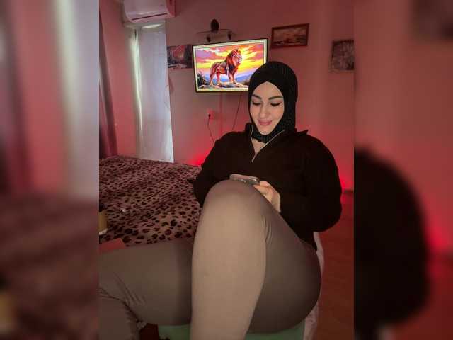 Plennica's BongaCams show and profile