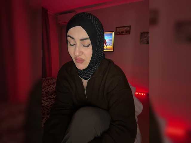 Plennica's BongaCams show and profile