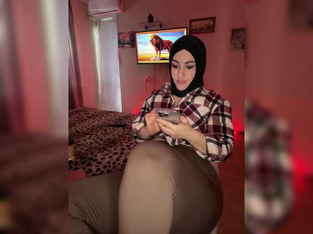 Plennica's BongaCams show and profile