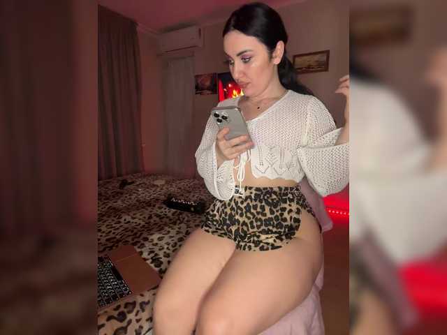 Plennica's BongaCams show and profile