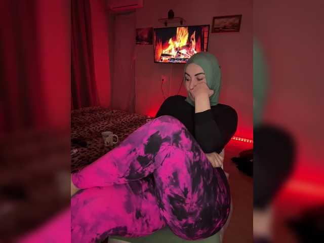 Plennica's BongaCams show and profile