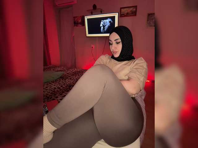 Plennica's BongaCams show and profile