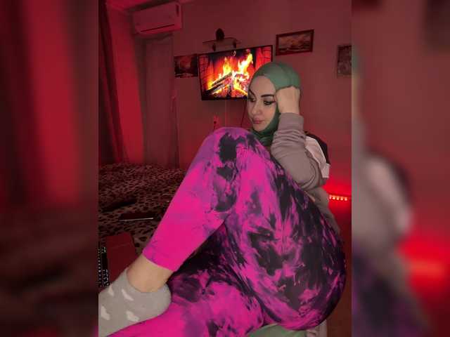 Plennica's BongaCams show and profile