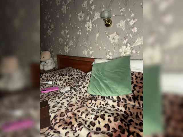 Plennica Live Webcam on BongaCams