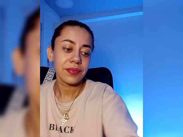 AnnbellaRose webcam