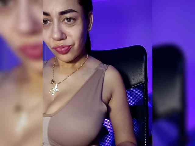 AnnbellaRose webcam
