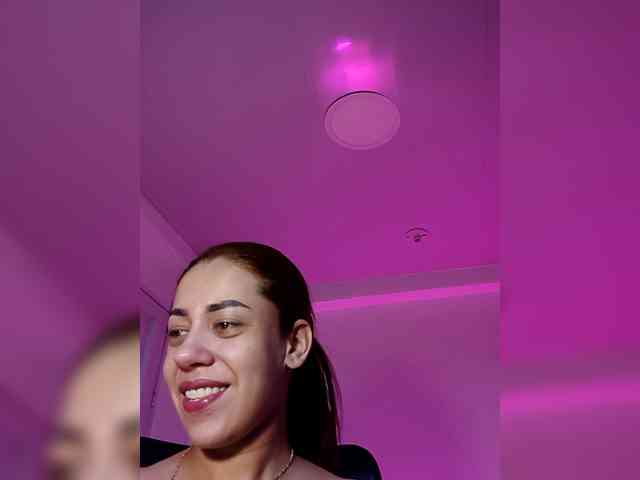 AnnbellaRose webcam