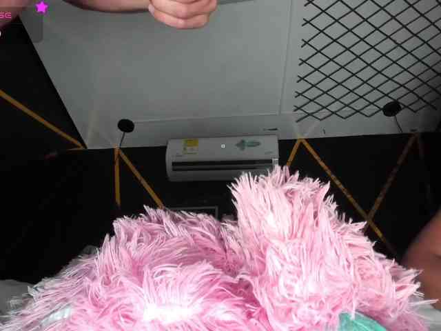 awesome-party webcam