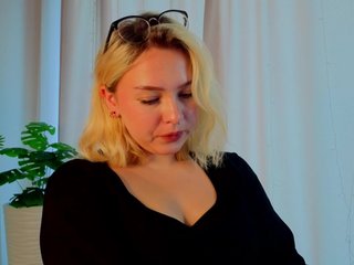 NikaDreem Porn Show