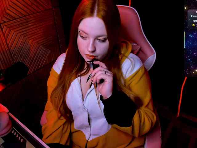 VelvetViperaa Live Webcam on BongaCams