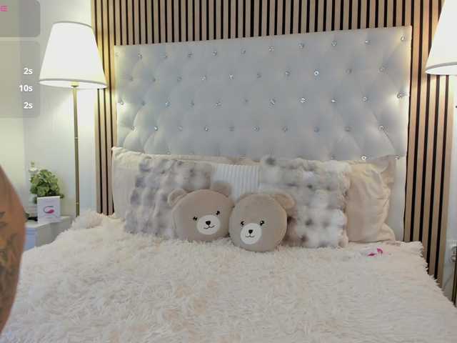 go to chat with Sarawhitee