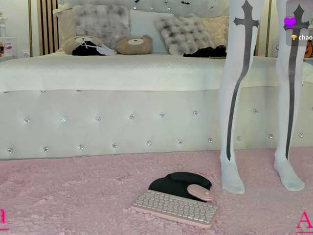 BongaCams Sarawhitee Sarawhitee from BongaCams