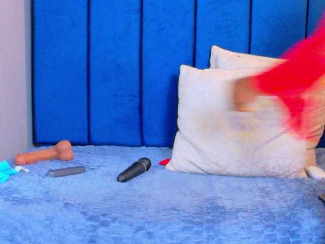 KIARATENTATION's BongaCams show and profile