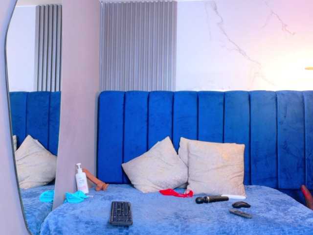 KIARATENTATION's BongaCams show and profile