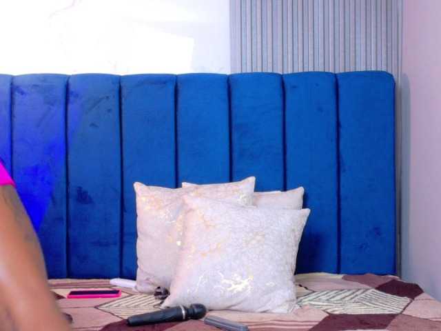 KIARATENTATION's BongaCams show and profile