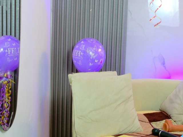 KIARATENTATION's BongaCams show and profile