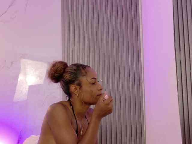 KIARATENTATION webcam