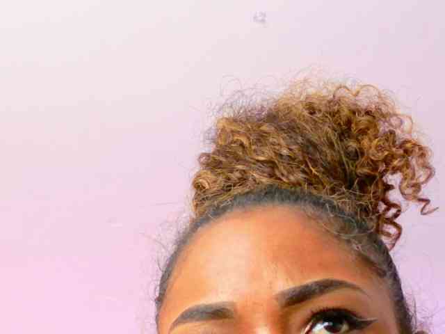 KIARATENTATION webcam