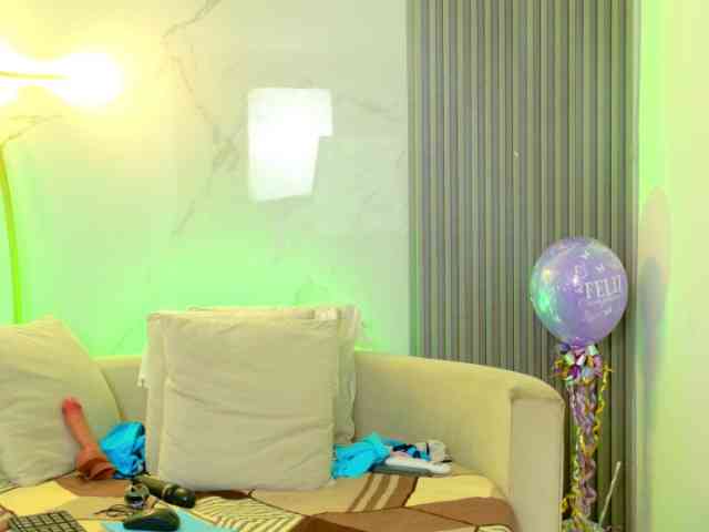 KIARATENTATION webcam